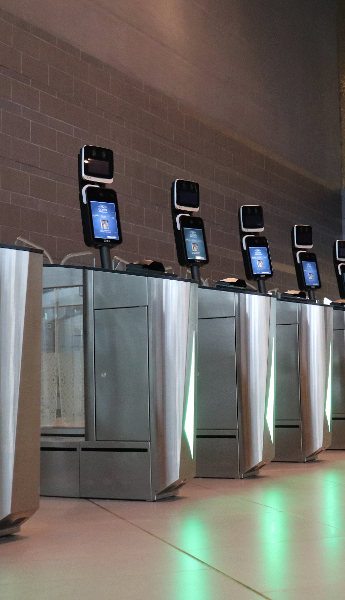 Control de acceso de pasajeros aeropuerto internacional el Dorado